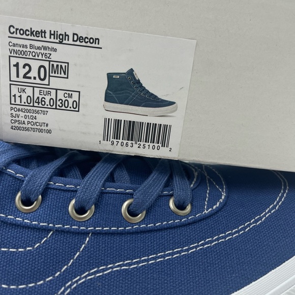 Vans Men’s Crockett High Decon
Canvas Blue/White
VN0007QVY6Z Sneakers - Picture 16 of 16